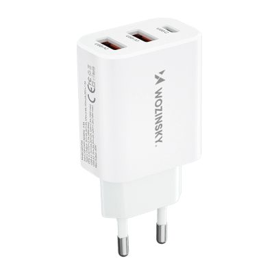 2. Wozinsky CWCUCW 30W USB-C / 2 x USB-A Wandladegerät - Weiß