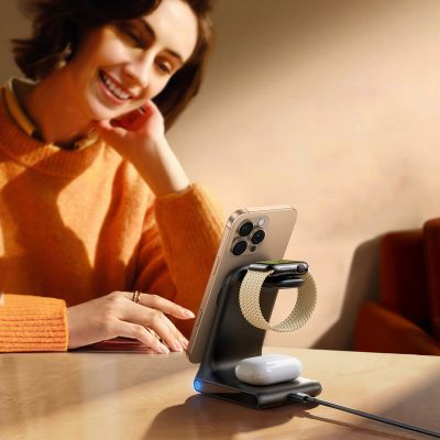 5. Joyroom JR-W15 Wireless Charger 3-in-1 Ladestation mit MagSafe - Schwarz