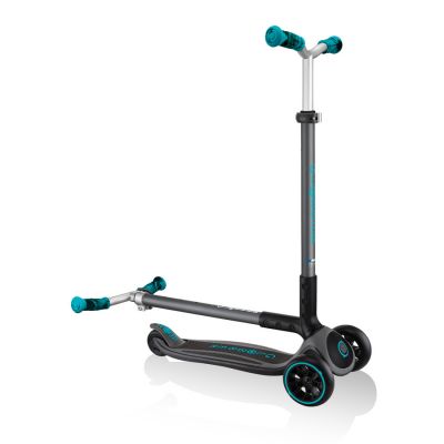 19. Globber Master Prime 3-Rad-Scooter / Schwarz - Blaugrün 664-105