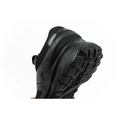 7. Joma Herren-Laufschuhe Meta, leicht, bequem, strapazierfähig, schwarz