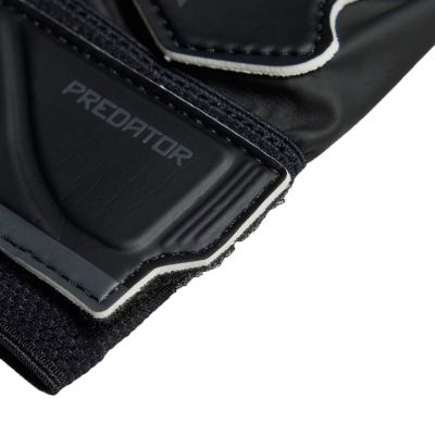 5. adidas Predator Training Jr IW6281 Torwarthandschuhe