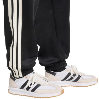 5. adidas Stadium Track Herrenhose Schwarz JN1822
