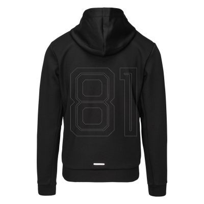 3. NORVE Sweatshirt M