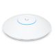 37. Ubiquiti UniFi U7 Pro Max Access Point Wi-Fi 7 2,4 GHz (2x2)/5 GHz (4x4)/6 GHz (2x2) PoE+ 1x2,5 G