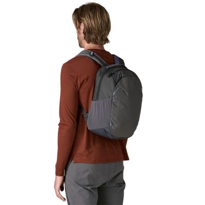 Atom Tagesrucksack 24l - Smolder Blue PATAGONIA
