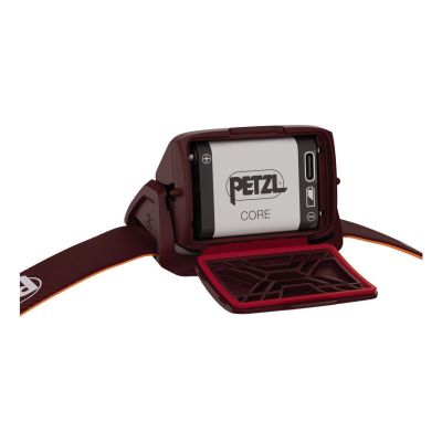 5. Petzl Atik Core Grüne LED-Stirnlampe