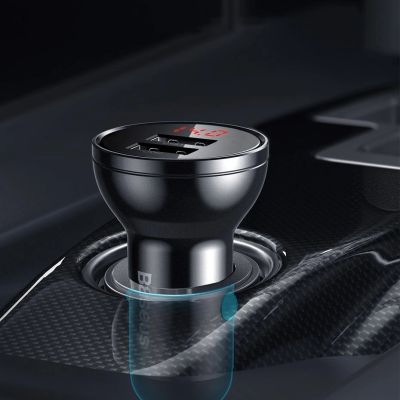 15. Baseus Autoladegerät 2x USB 4,8A 24W mit LCD + 3ins1 Kabel USB - USB Typ C / micro USB / Lightning schwarz (TZCCBX-0G)
