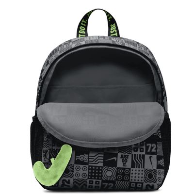 4. Nike JDI Mini Graphic Rucksack IQ1263-070