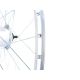 6. 28-Zoll-Vorderrad mit Shimano-Nabe und silberner Felge