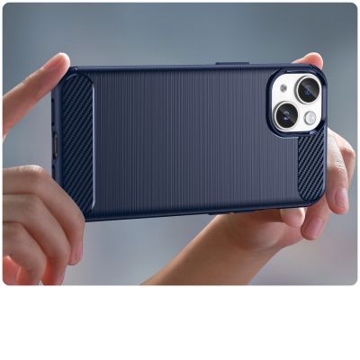 5. Carbon Case für iPhone 14 Plus flexible Gel-Rückseite blau