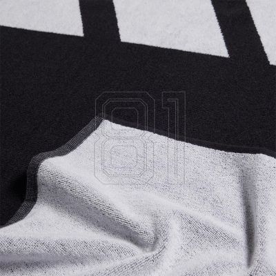 2. adidas 3bar Handtuch L IU1289