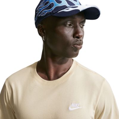 5. Nike Club Tee Herren-T-Shirt Beige AR4997 229