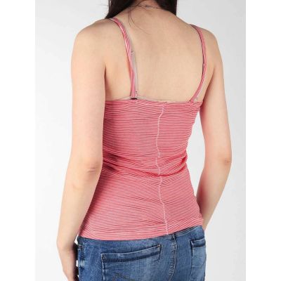 5. Lee T-Shirt L430CG45