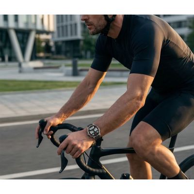 3. Smartwatch Gravity Silbernes Armband + Armband GT41-3