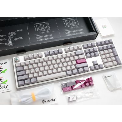 5. Ducky One 3 Gaming USB-Tastatur Grau