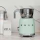 7. Smeg MFF11PGEU Milchaufschäumer/Wärmer, automatischer Milchaufschäumer/Wärmer, Grün