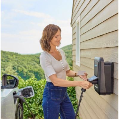 3. EVCS Hager witty one 11kW 3f RFID Bluetooth-Ladestation mit T2-Steckdose