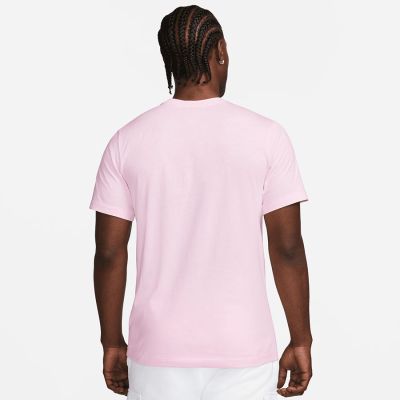 2. Nike Sportswear Club T-Shirt AR4997-665