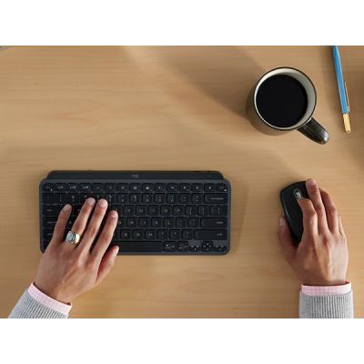 16. Logitech MX Anywhere 3S Hellgraue Maus