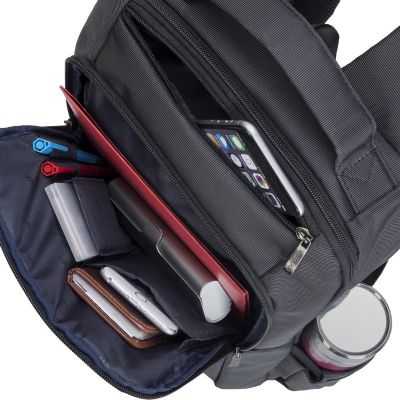 6. RIVACASE RUCKSACK FÜR LAPTOP 15,6" CENTRAL, SCHWARZ, 15L, AUS POLYESTER, TASCHEN FÜR TABLET 10,1", SMARTPHONE, DOKUMENTE UND ZUBEHÖR