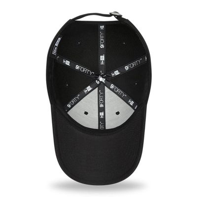 4. New Era 9FORTY MLB NY New York Yankees Pop Outline Black Cap – 60184647