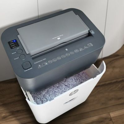 28. HP ONESHRED Auto 100CC Papiervernichter, Weiß und Grau