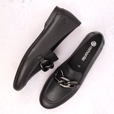 35. Bequeme Lederschuhe mit Kette Remonte W RKR645 schwarz