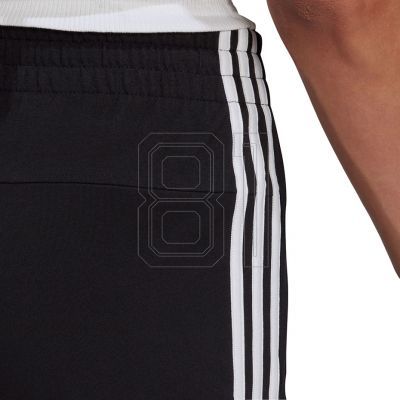 6. Damen adidas Essentials Slim Shorts W GM5523