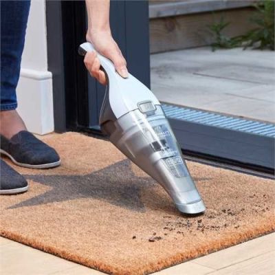 13. Black & Decker NVC215W Tragbarer Staubsauger, beutellos, Blau, Grau