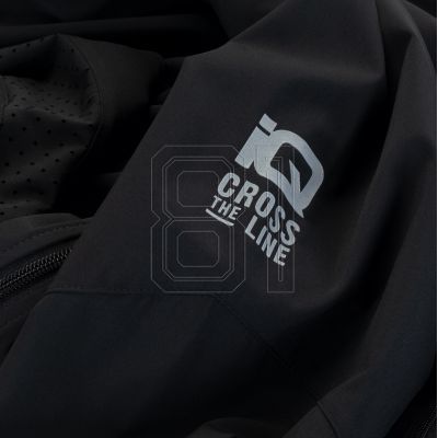 4. Beniti Jacke M