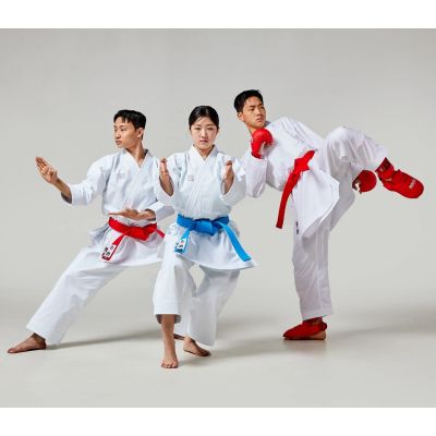 5. Karate WKF RED Schienbein- und Fußschützer | MOOTO