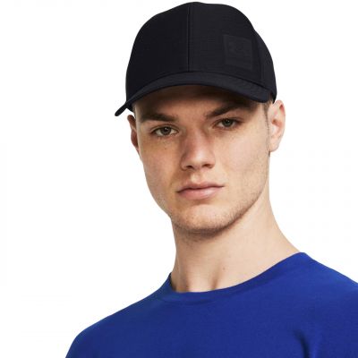 3. Under Armour Iso-Chill Armourvent Stretch Fit Cap M 1383438 002