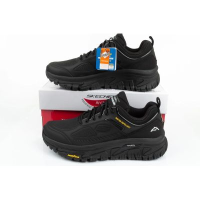 31. Skechers Arch Fit M 237333 BBK Sportschuhe