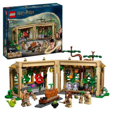 21. LEGO Harry Potter 76445 Schloss Hogwarts: Kräuterkundeunterricht