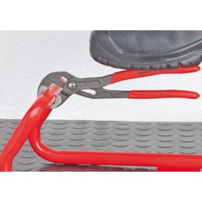 2. Knipex 87 01 150 Zange