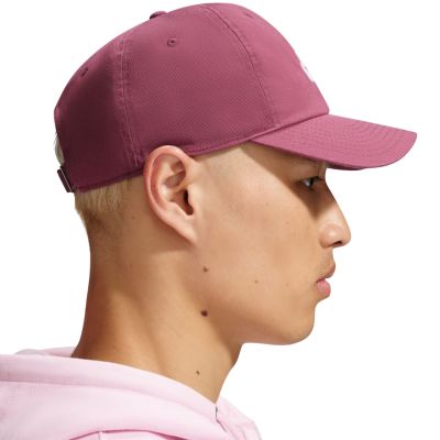 6. Nike Club Cap Pink und Weiß FB5368 654