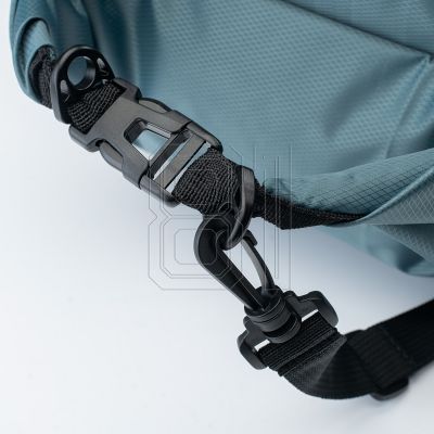 2. Hi-Tec Drypouch 30 92800597801