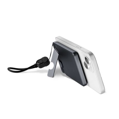 7. TROIKA POP50 5000 mAh Akku mit kabelloser Ladefunktion, Grau/Schwarz