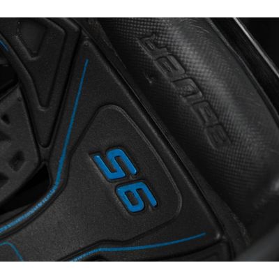 9. Bauer Re-akt 95 Hockeyhelm 1052686