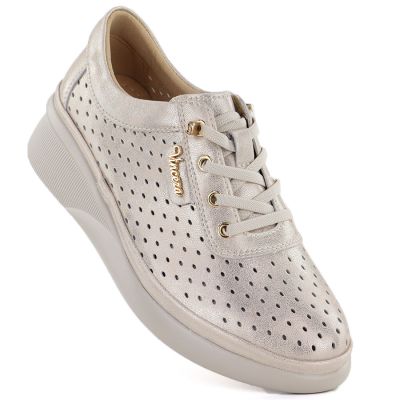 Damen-Keilschuhe aus Leder mit durchbrochenem Muster, Gold, Vinceza 79603