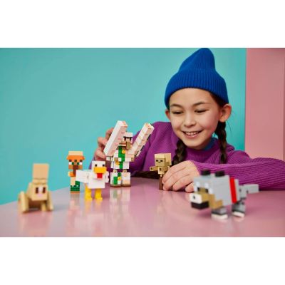 9. LEGO Minecraft 21592 – Hühnerreiter-Wüstenangriff