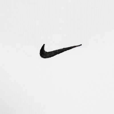 4. Nike Sportswear Chill Knit Damen-T-Shirt Weiß FB8279 100