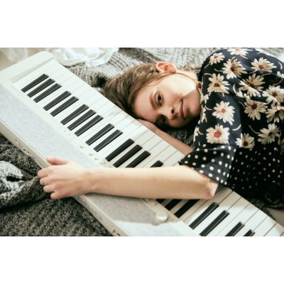 7. CASIO CT-S1 WE – Keyboard