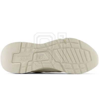 4. New Balance 997 Damen Sneaker Wildleder beige (U997RME)