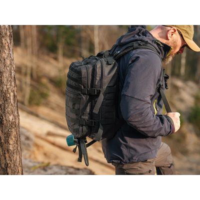 10. 16" Tracer Evo Black 25L Expeditionsrucksack
