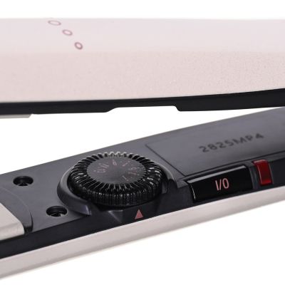 6. BABYLISS ST914PE Haarglätter