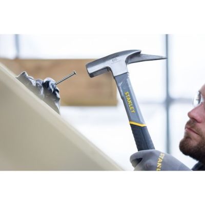 7. Zimmermannshammer 600G STHT0-51311 STANLEY