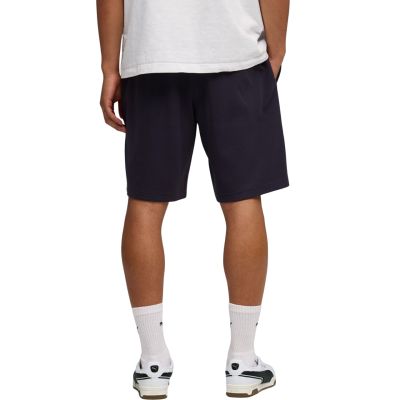 4. Puma ESS Elevated Relaxed Herrenshorts Marineblau 692021 16