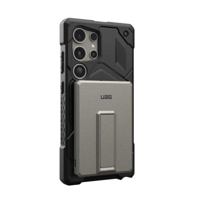 4. UAG Ultra Slim 5K Powerbank - 5000 mAh Powerbank mit Ständer, 10W kabelloses Laden, MagSafe kompatibel, Kabel im Lieferumfang enthalten (Titan)