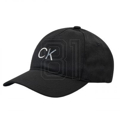 5. Calvin Klein Jeans Re-lock BB Cap M K60K609168